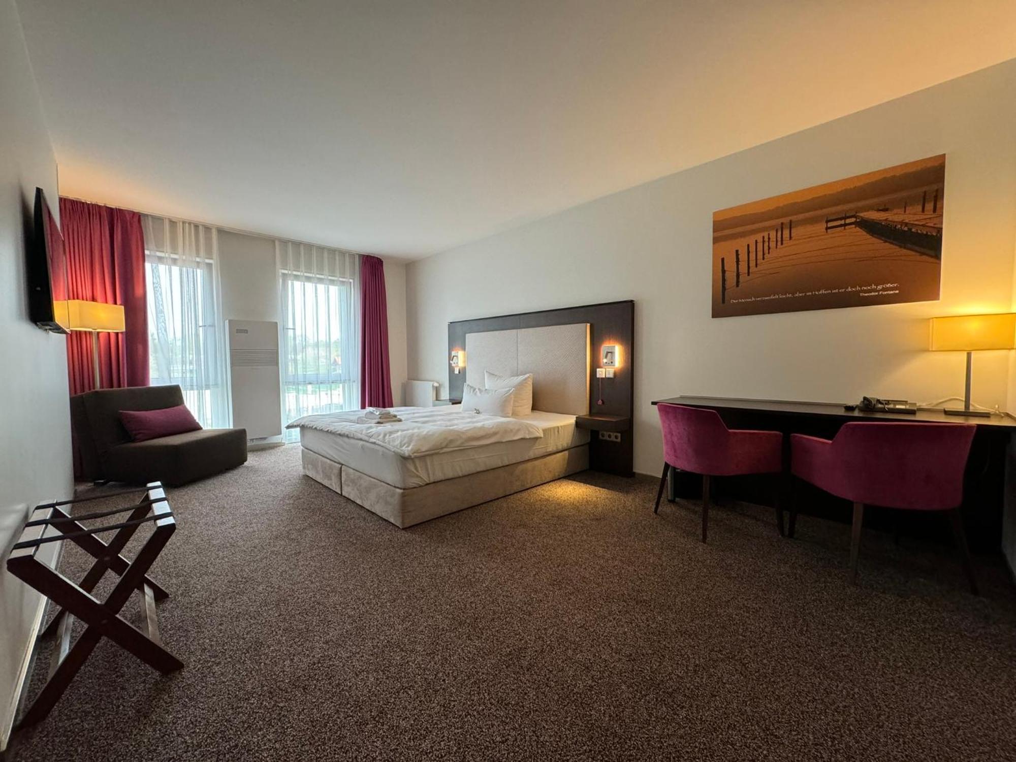 Fontane Hotel Schorfheide Zewnętrze zdjęcie